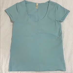 Banana Republic Scoop Neck Stretch Nylon Tee
